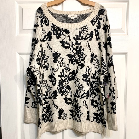 NWT Peyton Primrose Sweater - Picture 2 of 6